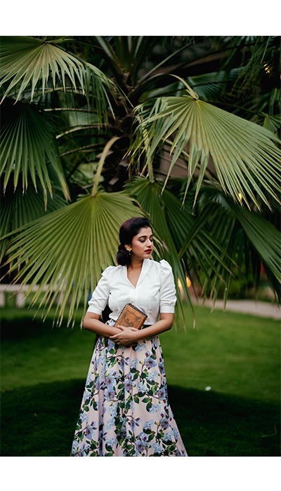 Vintage Hollywood inspired look grace kelly 1950s retro Sonal Agrawal fashion blogger india